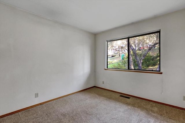 20468 Chaparral Cir, Penn Valley, CA 95946