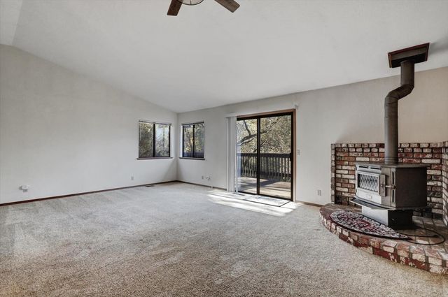 20468 Chaparral Cir, Penn Valley, CA 95946