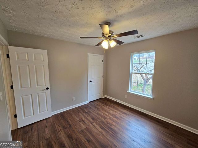 4863 Pine Hill Road, Gainesville, GA 30507