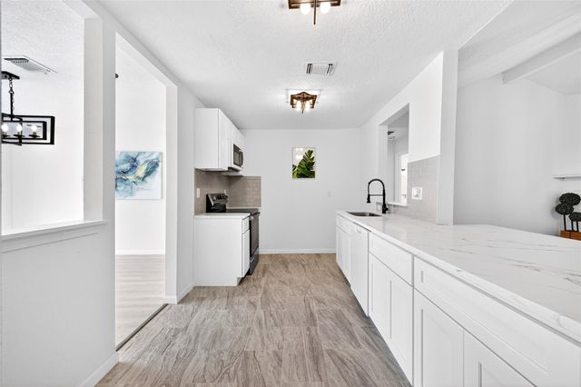 11602 Brookledge Drive, Houston, TX 77099