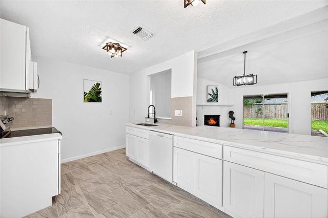 11602 Brookledge Drive, Houston, TX 77099