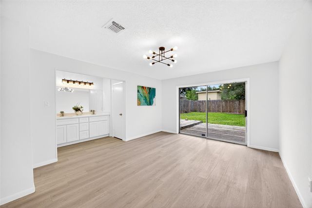 11602 Brookledge Drive, Houston, TX 77099