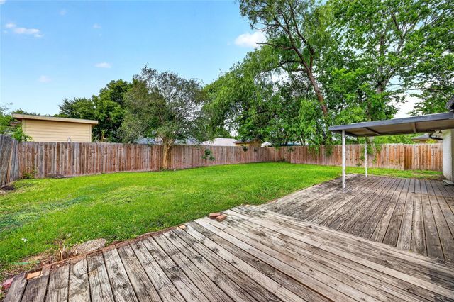 11602 Brookledge Drive, Houston, TX 77099