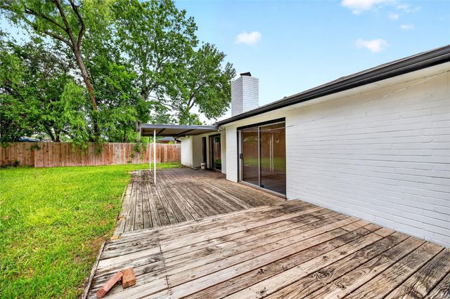 11602 Brookledge Drive, Houston, TX 77099