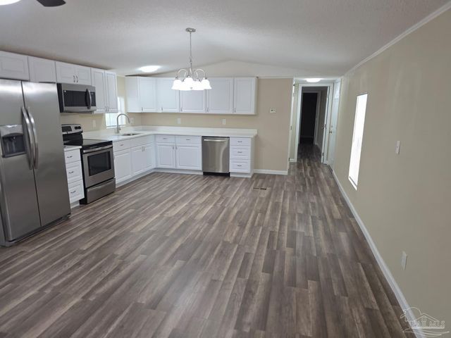 5316 Yancy Dr, Pace, FL 32571