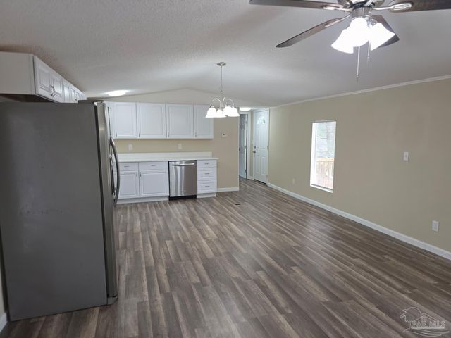 5316 Yancy Dr, Pace, FL 32571