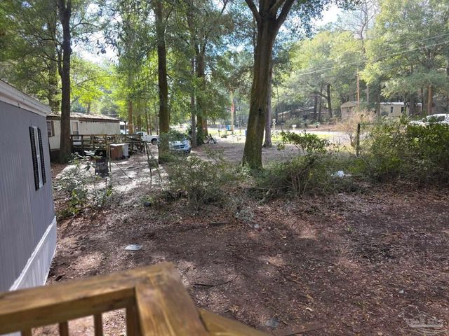 5316 Yancy Dr, Pace, FL 32571