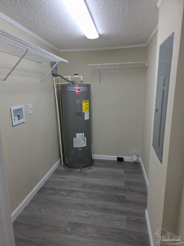 5316 Yancy Dr, Pace, FL 32571