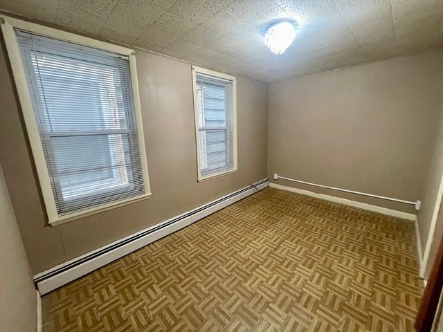 136 Saratoga St 2, Boston, MA 02128