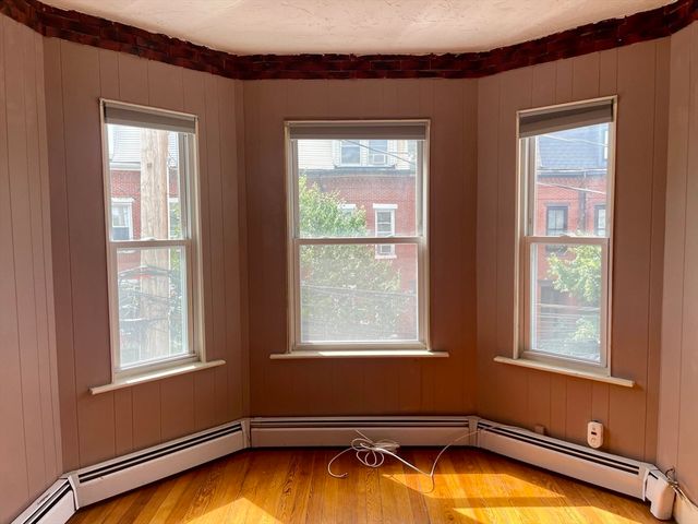 136 Saratoga St 2, Boston, MA 02128