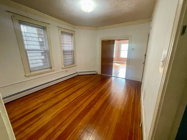 136 Saratoga St 2, Boston, MA 02128