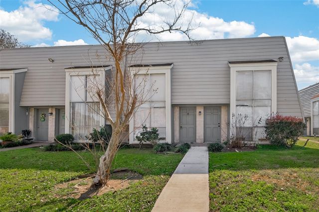 5929 Queensloch Drive 118, Houston, TX 77096