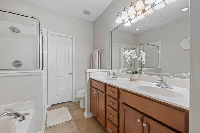 5486 RAMS HORN DR, Millington, TN 38053