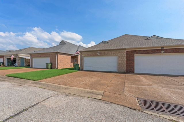 5486 RAMS HORN DR, Millington, TN 38053