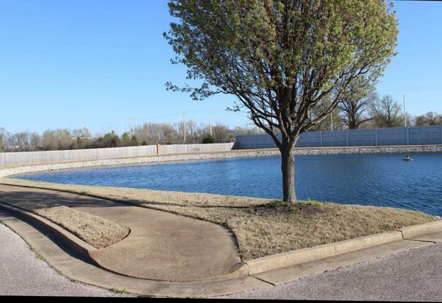 5486 RAMS HORN DR, Millington, TN 38053