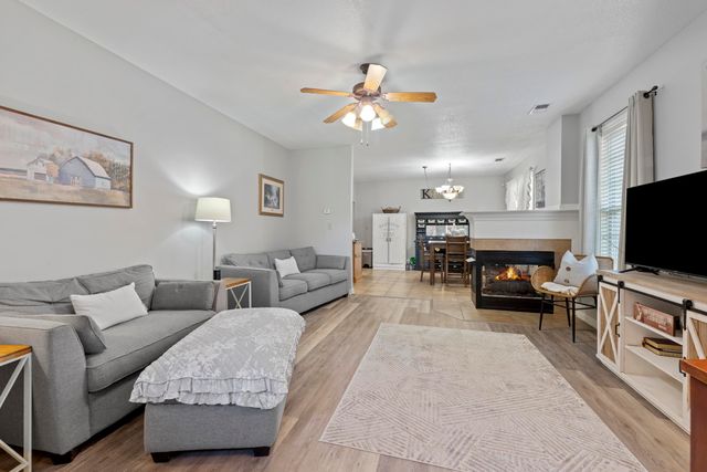 5486 RAMS HORN DR, Millington, TN 38053