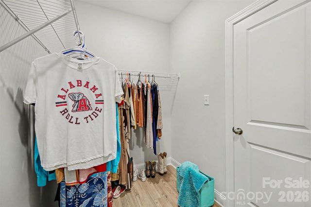 125 S Dunlavin Way, Mooresville, NC 28115