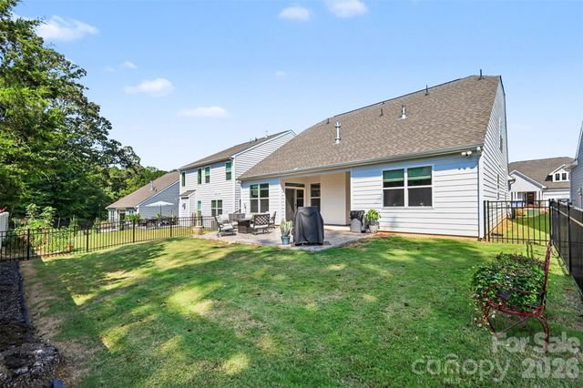 125 S Dunlavin Way, Mooresville, NC 28115