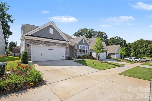 125 S Dunlavin Way, Mooresville, NC 28115