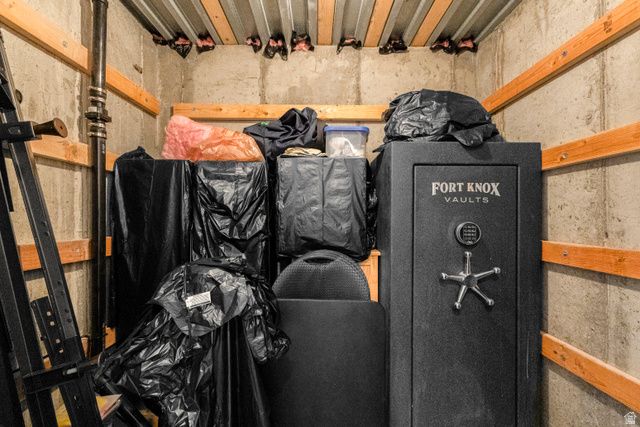 82 N 2875 W, West Point, UT 84015