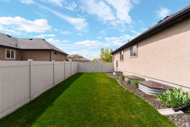 82 N 2875 W, West Point, UT 84015