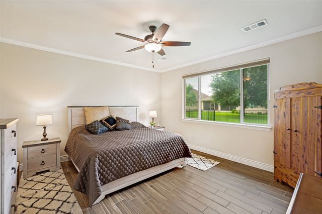 9904 Orangewood Trail, Denton, TX 76207