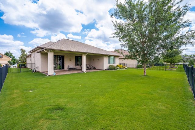 9904 Orangewood Trail, Denton, TX 76207