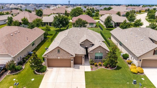9904 Orangewood Trail, Denton, TX 76207