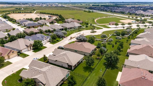 9904 Orangewood Trail, Denton, TX 76207