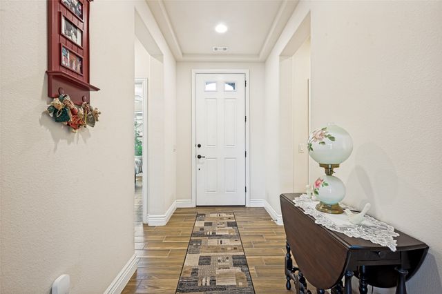 9904 Orangewood Trail, Denton, TX 76207