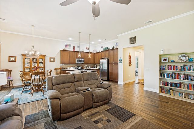 9904 Orangewood Trail, Denton, TX 76207