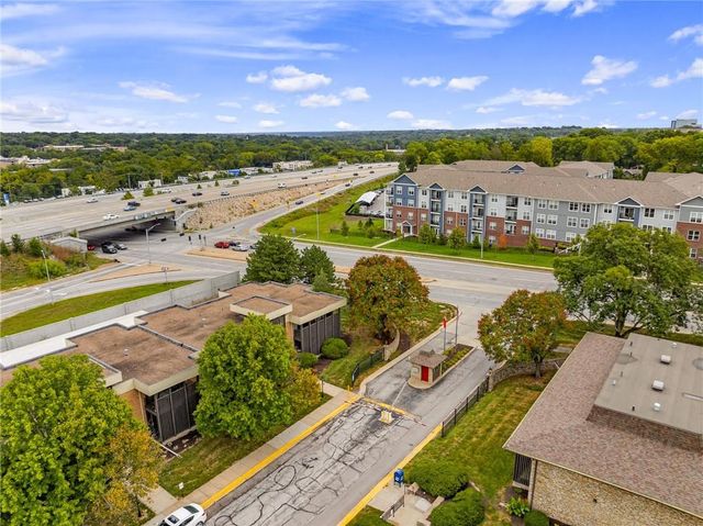 435 W 104th Street E, Kansas City, MO 64114