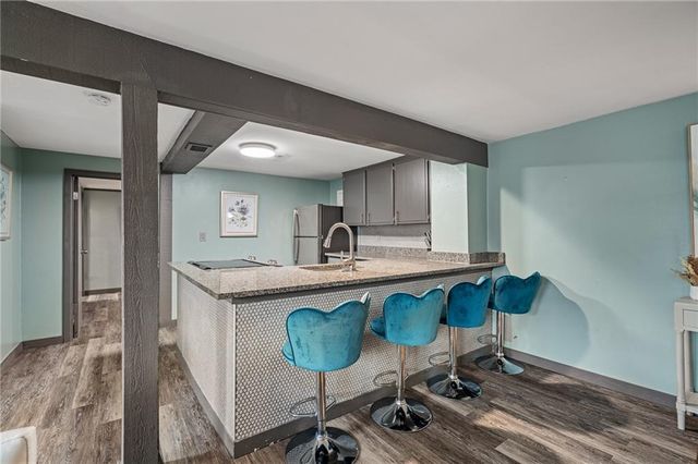 435 W 104th Street E, Kansas City, MO 64114