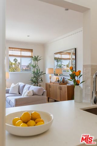 511 San Vicente Boulevard 306, Santa Monica, CA 90402