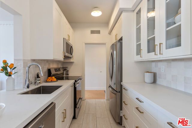 511 San Vicente Boulevard 306, Santa Monica, CA 90402