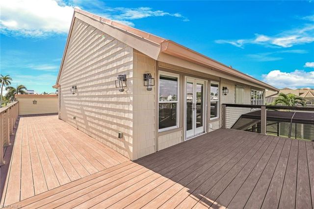 18323 Cutlass DR, Fort Myers Beach, FL 33931