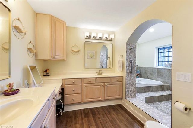 18323 Cutlass DR, Fort Myers Beach, FL 33931