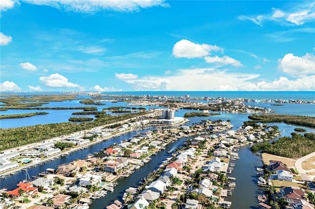 18323 Cutlass DR, Fort Myers Beach, FL 33931