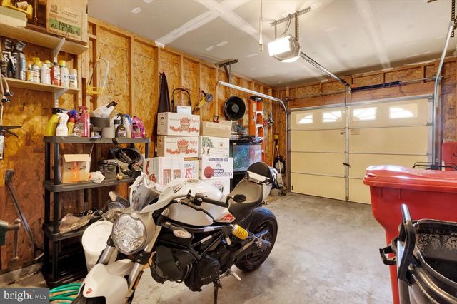 17 GRASSHOPPER COURT, Myerstown, PA 17067