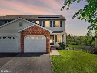 17 GRASSHOPPER COURT, Myerstown, PA 17067