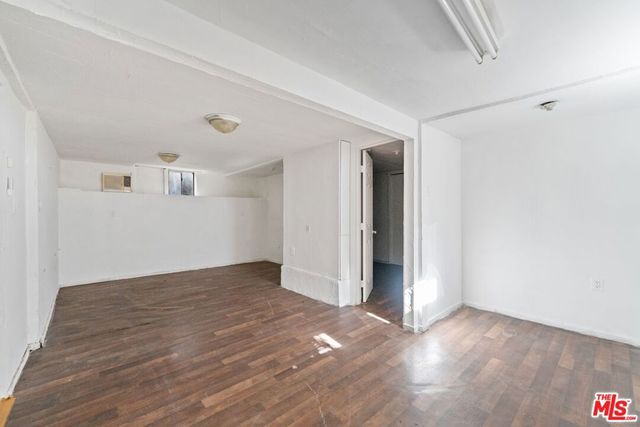 1121 S Serrano Avenue, Los Angeles, CA 90006