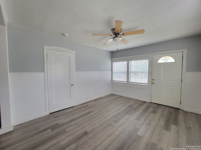 2227 Olmos, San Antonio, TX 78201
