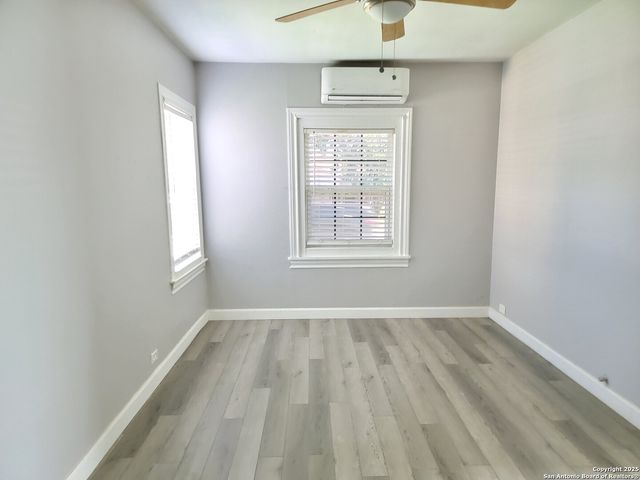2227 Olmos, San Antonio, TX 78201