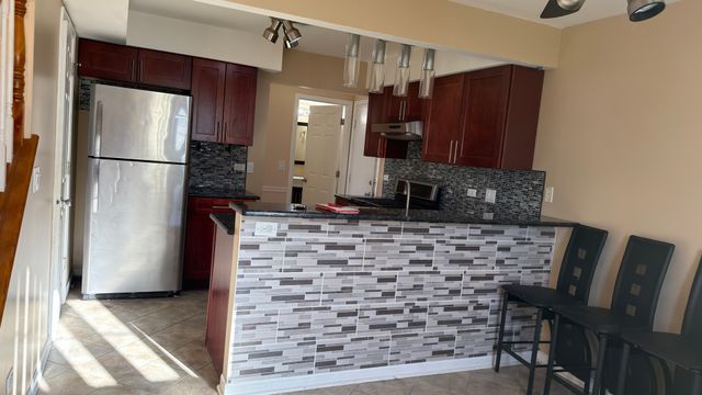 8114 160th Street, Tinley Park, IL 60477