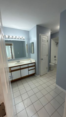 8114 160th Street, Tinley Park, IL 60477