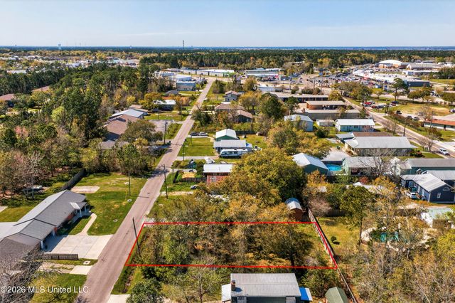 St John Street, Bay Saint Louis, MS 39520