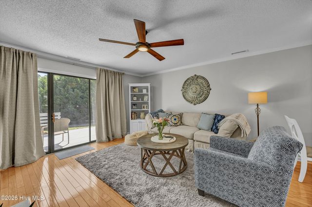 300 The Cape Boulevard Apt 101b, Wilmington, NC 28412