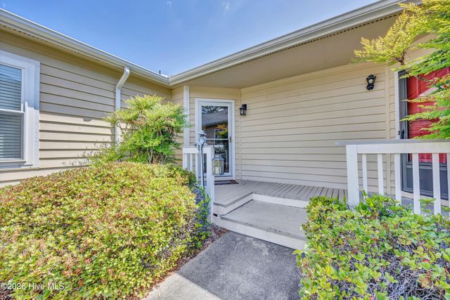 300 The Cape Boulevard Apt 101b, Wilmington, NC 28412