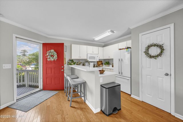 300 The Cape Boulevard Apt 101b, Wilmington, NC 28412