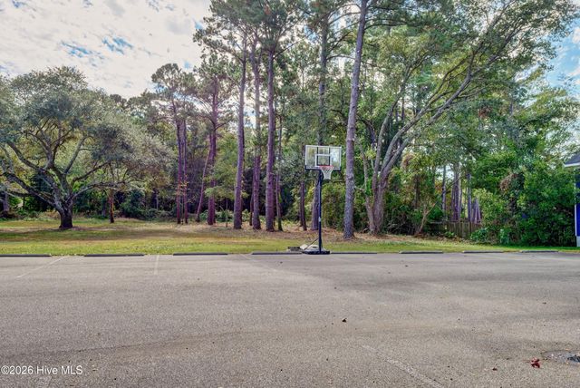 300 The Cape Boulevard Apt 101b, Wilmington, NC 28412